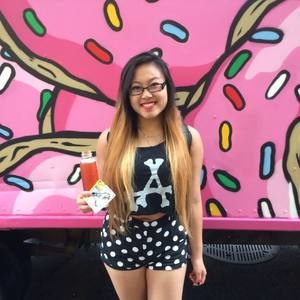 Meet your Posher, Emily